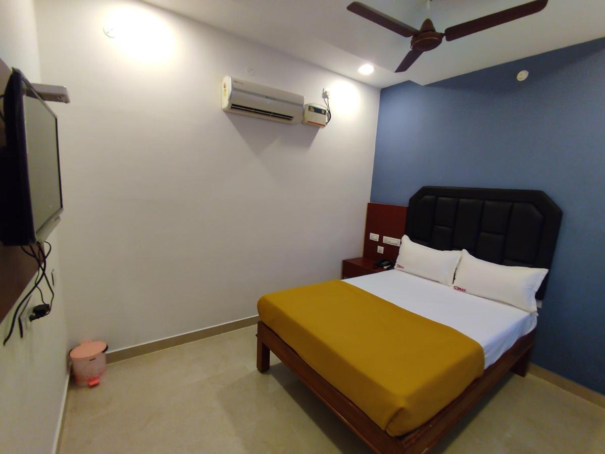 Hotel Db Max Tiruchirappalli Extérieur photo